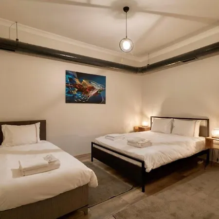 Lovely Cozy 3bd25bath Duplex Patio! #273 Appartement *