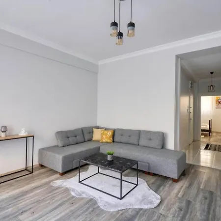 Apartamento Lovely Cozy 3bd25bath Duplex Patio! #273