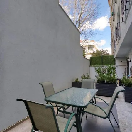 Lovely Cozy 3bd25bath Duplex Patio! #273 Apartamento Estambul